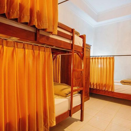 Toyapakeh Kamasanti Hostel מראה חיצוני תמונה