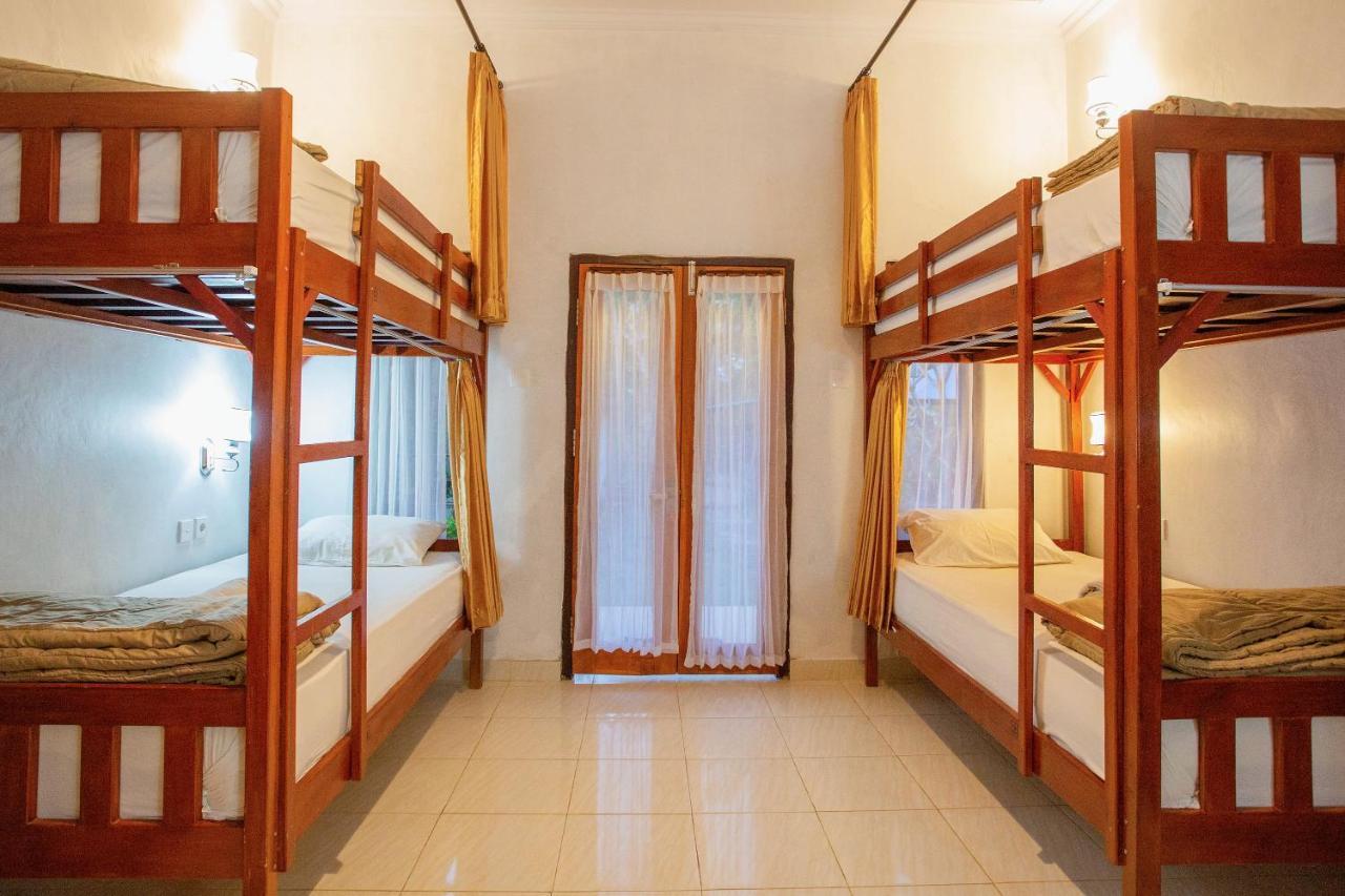 Toyapakeh Kamasanti Hostel מראה חיצוני תמונה
