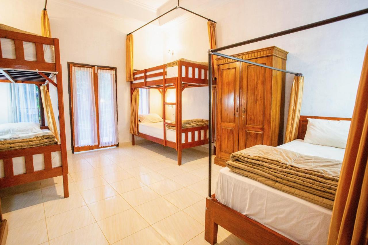 Toyapakeh Kamasanti Hostel מראה חיצוני תמונה