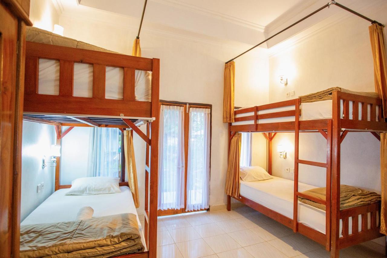 Toyapakeh Kamasanti Hostel מראה חיצוני תמונה