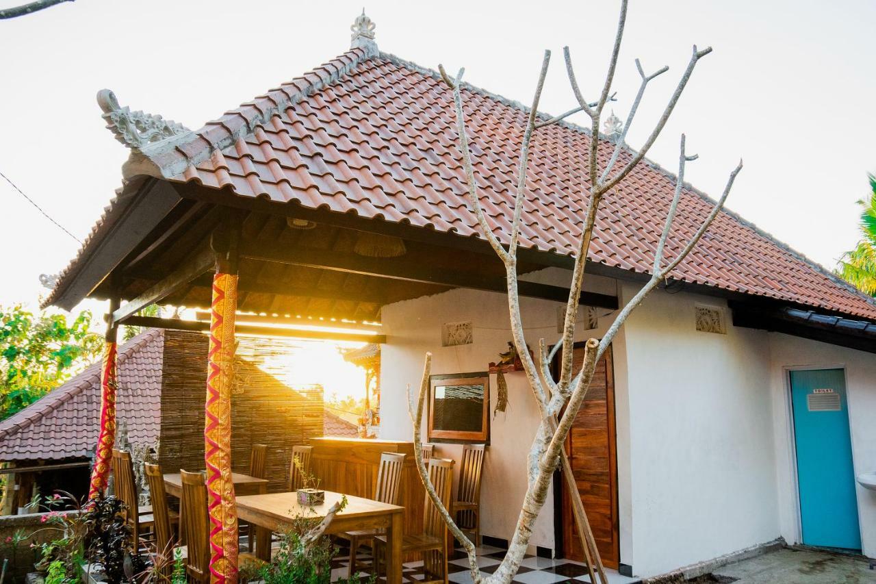 Toyapakeh Kamasanti Hostel מראה חיצוני תמונה
