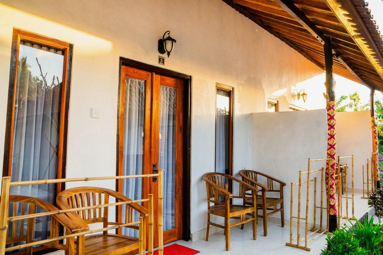 Toyapakeh Kamasanti Hostel מראה חיצוני תמונה