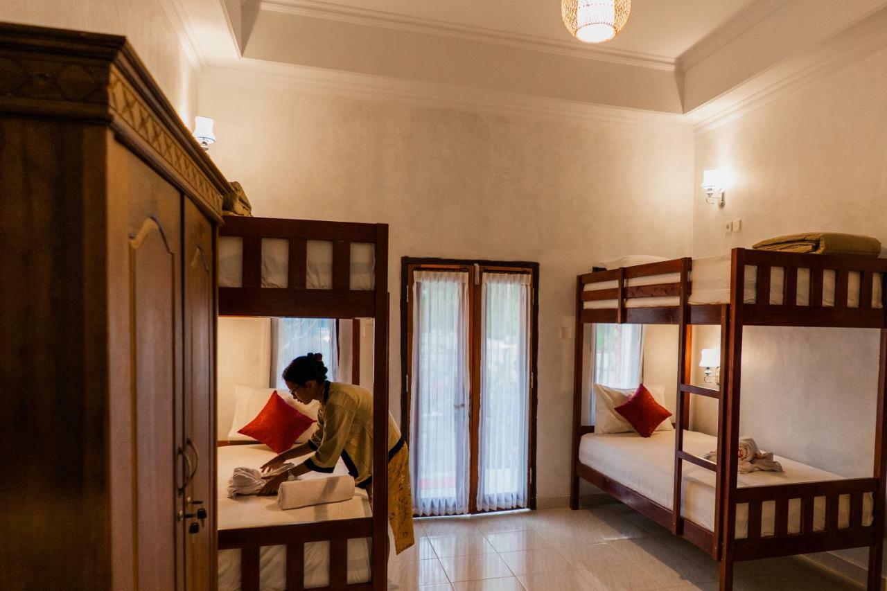 Toyapakeh Kamasanti Hostel מראה חיצוני תמונה